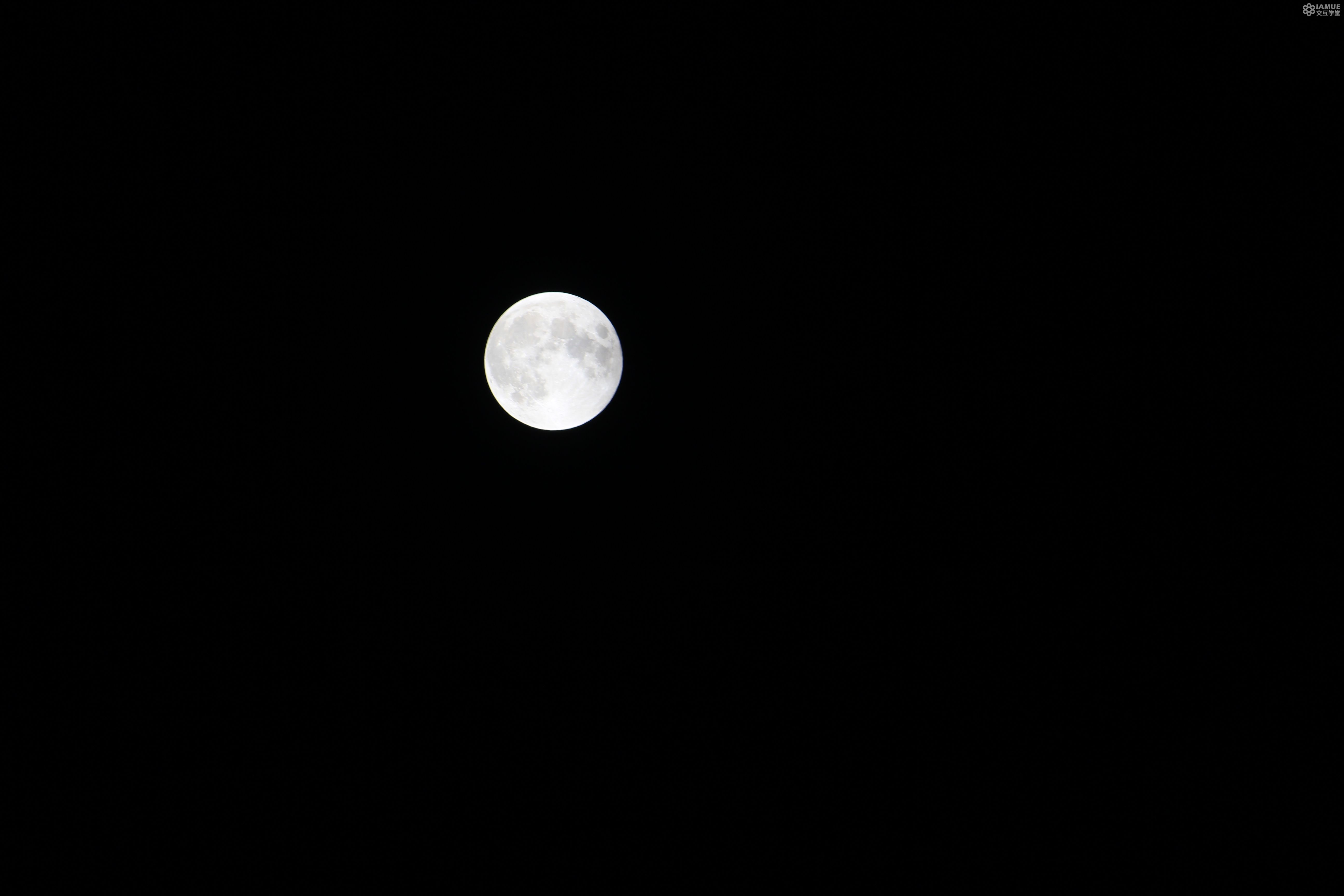 未压缩的月亮照片，点开可以看高清大图