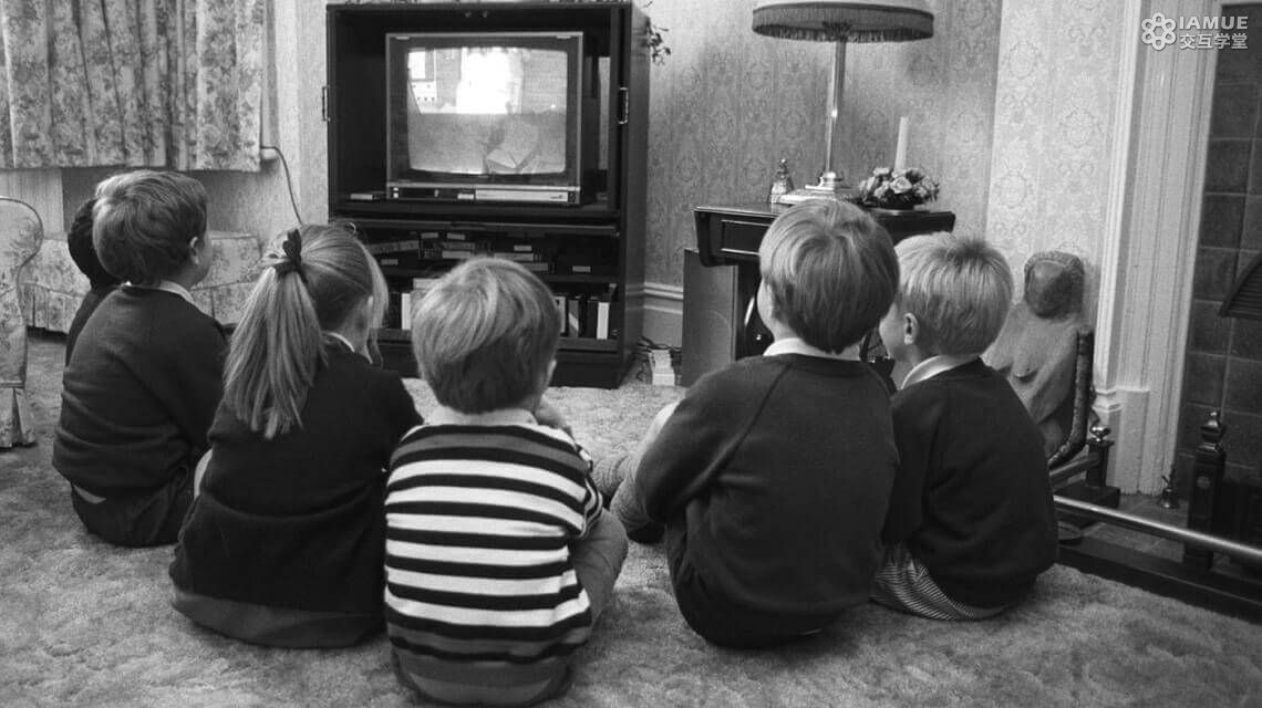 first-black-white-television-invented_1f23b05c4a2fc1a